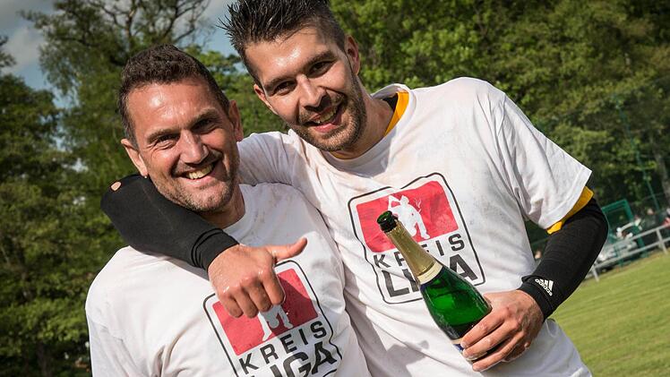Links Routinier Gerhard Pickel, rechts Dominik Fischer. Foto: Alexander Muck