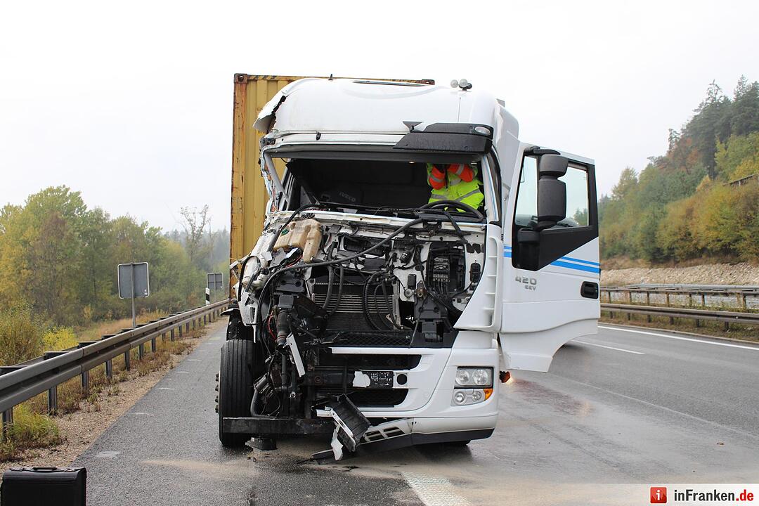 Lkw-Unfall auf der A9 bei Trockau