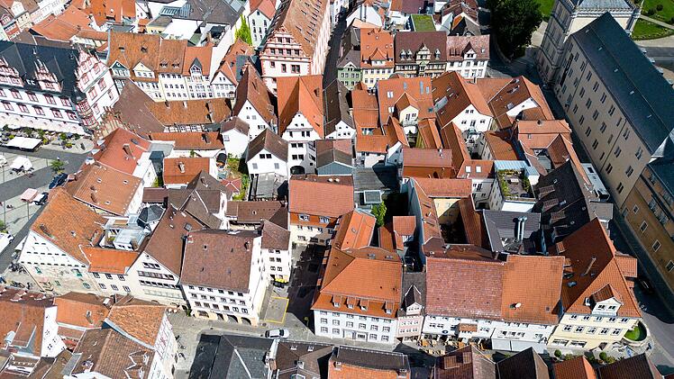 Coburg: Ehepaar übernimmt Coburger Traditionsgaststätte - Neuigkeiten im "Maccaroni"
