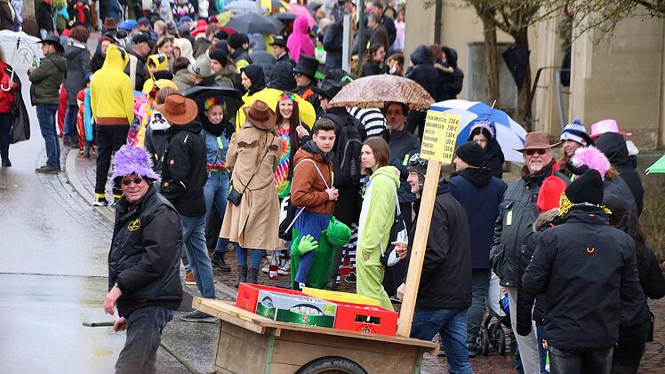 Niemand muss Durst leiden . Thomas Malz