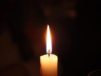Auf ihrer Homepage verk&uuml;ndet die SpVgg Bayreuth den Tod des jungen  Fu&szlig;ballers Toni Heinl. Symbolfoto: ID 263582/pixabay.com