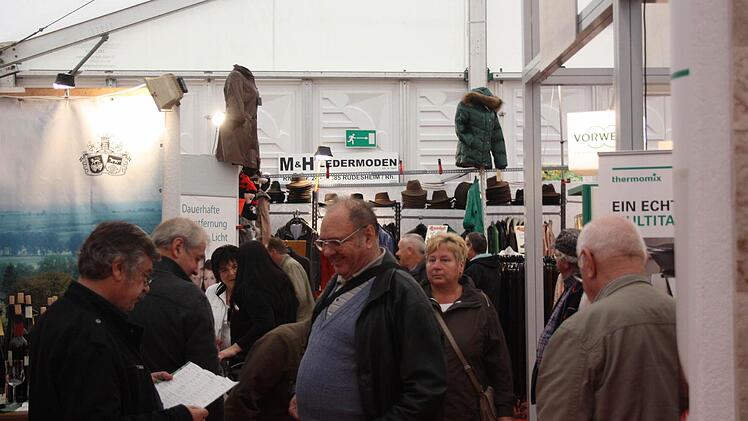 Der Betrieb in Halle 4, wo eingebrochen wurde, ging am Mittwoch normal weiter...