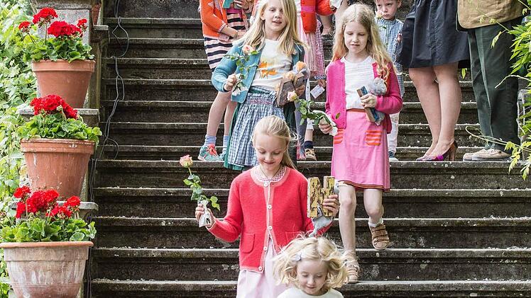 Die Kinder, die an der Modenschau teilnahmen. Foto: Rudi Hein