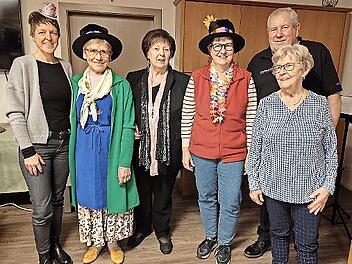B&uuml;rgermeisterin Sigrid Reinfelder, Kunigunda Martin, Anita Schramm, Dagmar Tittnags, Paul F&ouml;rner und Roswitha Schmitt.