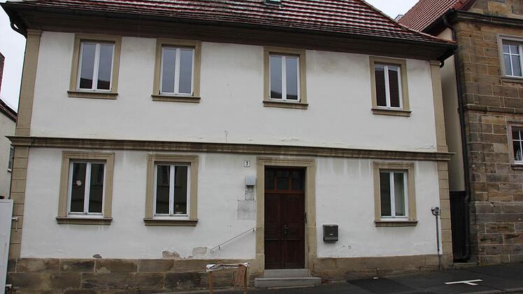 Zur Jahreswende zog der Mieter aus, der zuletzt im Güßbacher-Haus gewohnt hatte, dem neuen Pfarrzentrum, das am Palmsonntag, 13. April, eingeweiht werden soll. Foto: Ralf Kestel