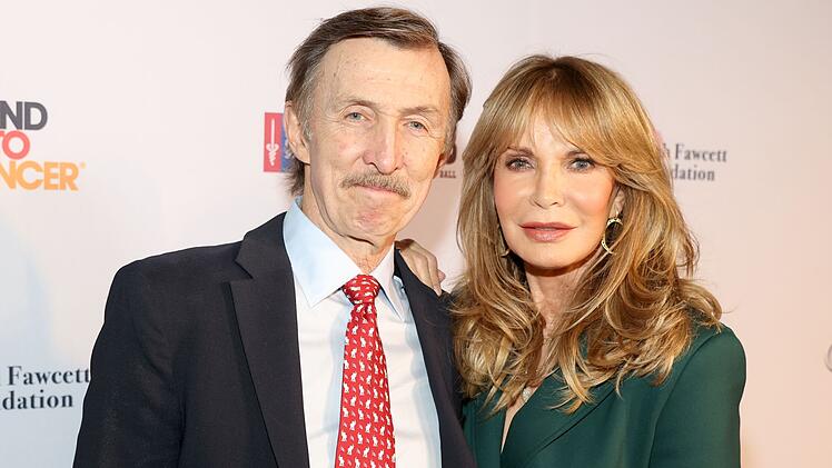 Seit 1997 ist Jaclyn Smith mit ihrem vierten Ehemann Brad Allen verheiratet.