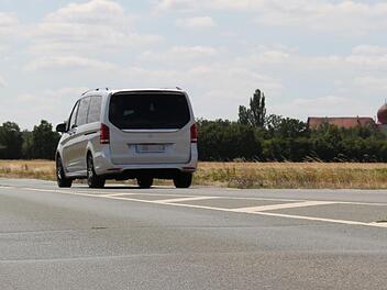 Das Teilstück der ERH 16 zwischen Neuhaus und B 470 wird Anfang August saniert. Foto:  Christian Bauriedel
