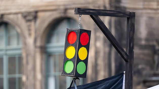 Bayerische Polizei ermittelt wegen "Ampel-Galgen"