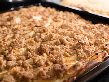 apfel-blech-kuchen.jpg