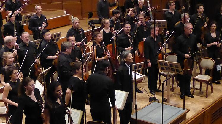 Rückkehr zu seinem alten Orchester Kent Nagano und das Deutsche Sinfonie-Orchester Berlin wurden vom Publikum gefeiert.Gerhild Ahnert