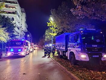 Gro&szlig;einsatz in N&uuml;rnberg: "Vollbrand" in Innenstadt betrifft mehrere H&auml;user - 100.000 Euro Schaden