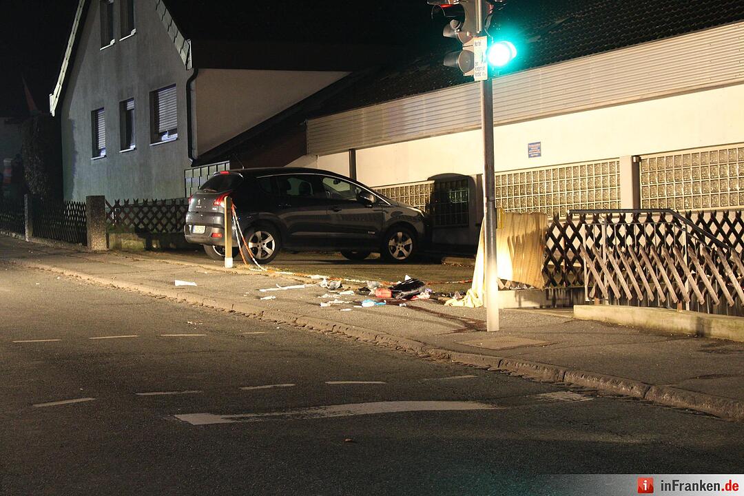 Verkehrsunfall in Cadolzburg: Fußgängerin tödlich verletzt