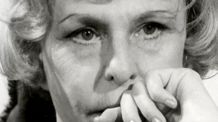 Leni Riefenstahl liebte es, sich zu erklären. In zahlreichen Interviews rund um den Globus war die ehemalige Nazi-Muse eine gefragte Gesprächspartnerin. Dies kommt Andres Veiels Dokumentarfilm "Riefenstahl" zugute. Der Nachlass der 101 Jahre lebenden Bild-Künstlerin platzt vor Material aus allen Nähten.