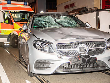 Fu&szlig;g&auml;nger bei Unfall in N&uuml;rnberg t&ouml;dlich verletzt