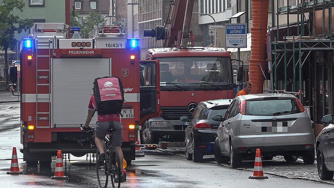 Unwetter fordert Einsatzkräfte in Nürnberg