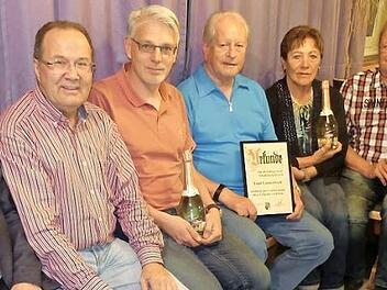 Ehrungen beim TSV Trebgast - von links: Bürgermeister Werner Diersch, Dieter Hübner, Markus Schoberth, Emil Lauterbach, Marianne Bock, Wolfgang Stumpf und Vorsitzender Matthias Falk. Foto: Dieter Hübner
