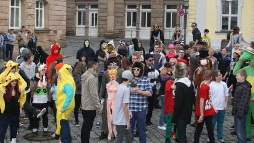 Harlem-Shake am Kulmbacher Marktplatz. Foto: Sonja Adam