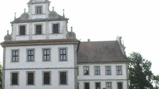 Das Schloss in Kirchlauter ist das dominierende Gebäude in der Gemeinde. Foto: FT-Archiv