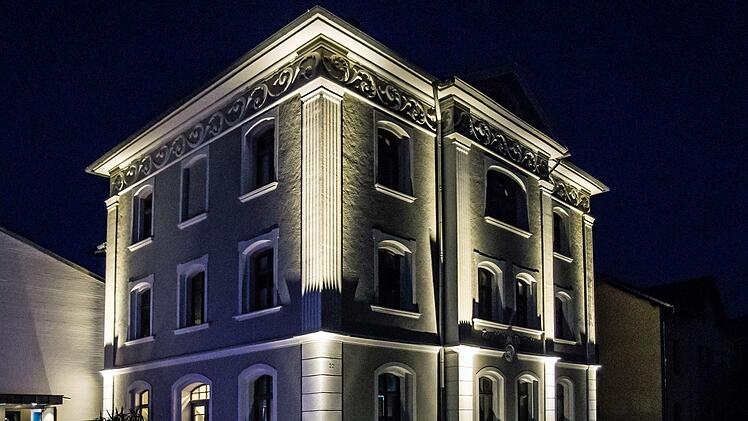"Kultur.Werk.Stadt" in Neustadt bei NachtFoto: Jochen Berger