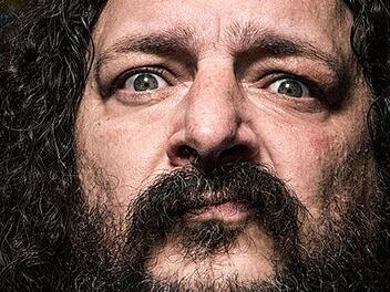 "Kaputt oder was?" ist Bembers viertes Solo-Programm. Bild: Reservix