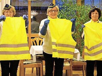 Die Burgkunstadter Frauenunion vor dem Abflug  Foto: privat
