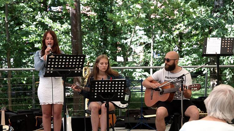 Die "Johannes-Göller-Combo" stand in dieser Besetzung zum ersten Mal auf der Bühne. Foto: Richard Sänger