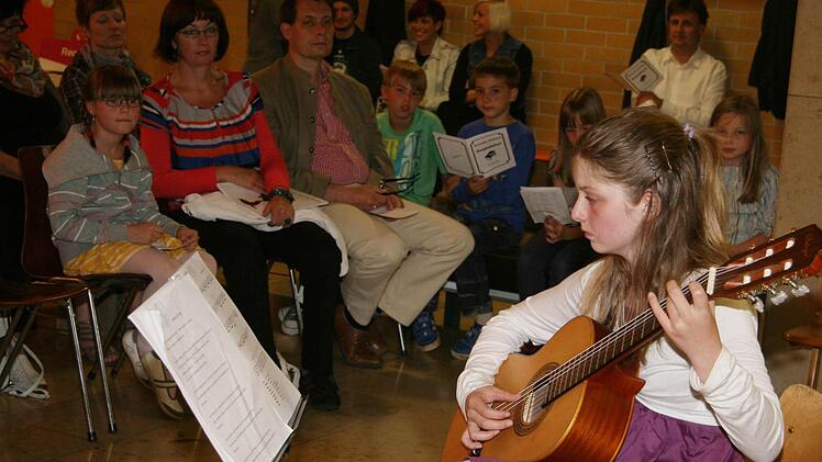 Antonia Schmidt interpretierte beim Vorspielabend das ganz leise Andantino.