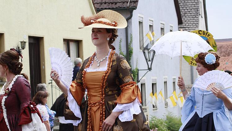 Der Festzug in Pretzfeld Foto: Andreas Hofbauer