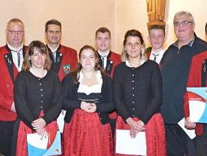 Ehrungen durften beim Weihnachtskonzert nicht fehlen.