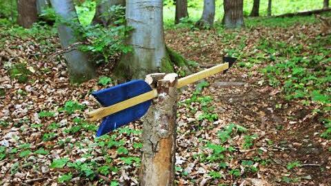 Farblich markierte Pfeile kennzeichnen die Abschussstellen.  Foto: Hofbauer