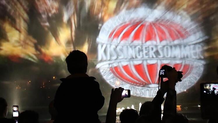 Ausschnitt aus der Brunenn-Show. Foto: Ralf Ruppert