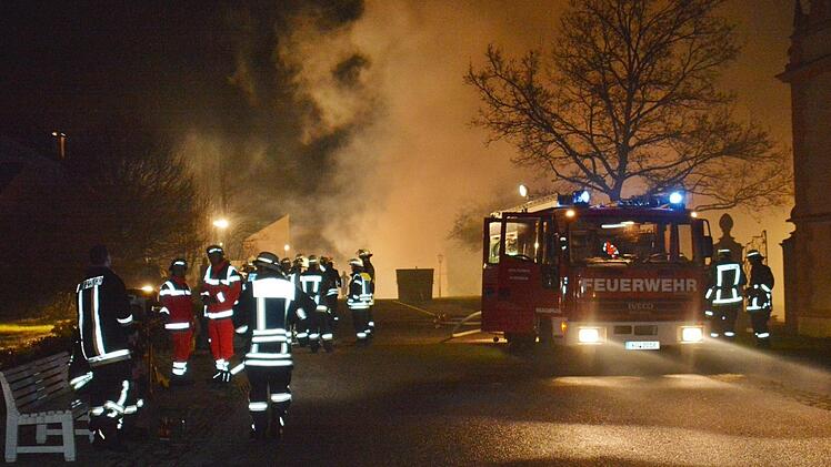Feuer im Kloster Maria Bildhausen.  Foto: Hanns Friedrich