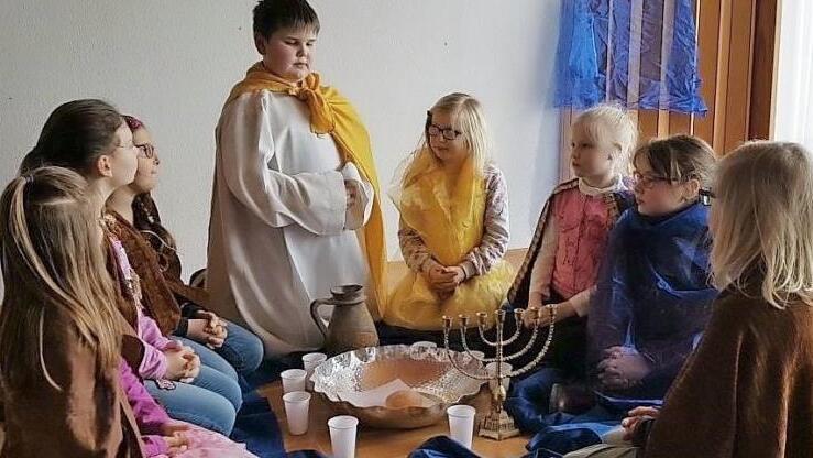 Die einzelnen Szenen der Filme mussten bisweilen mehrfach wiederholt werden. Foto: privatg