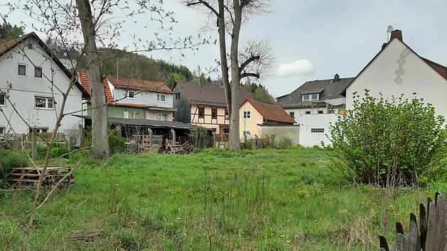 Im Postgarten gegenüber der Raiffeisenbank soll eine neue Parkanlage entstehen. Foto: Susanne Deuerling