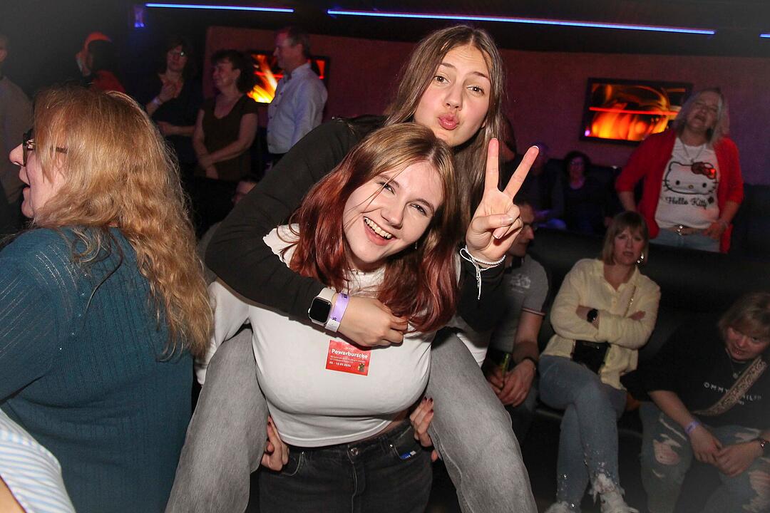 RADSPITZ live im Schwingen Nightlife