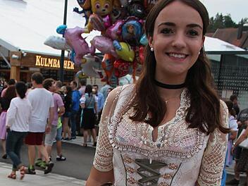Denise Wilson ist die diesjährige Siegerin unseres Wettbewerbs um die schönste Bierfestkleidung. Sonny Adam