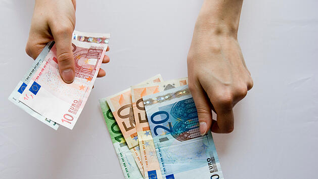Abfindung, Geld, Euro, Arbeit, Lohn, Gehalt