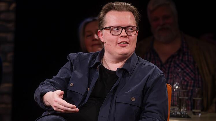 Angelo Kelly kehrte nach fast drei Jahren Medien-Abstinenz auf den TV-Bildschirm zur&uuml;ck.