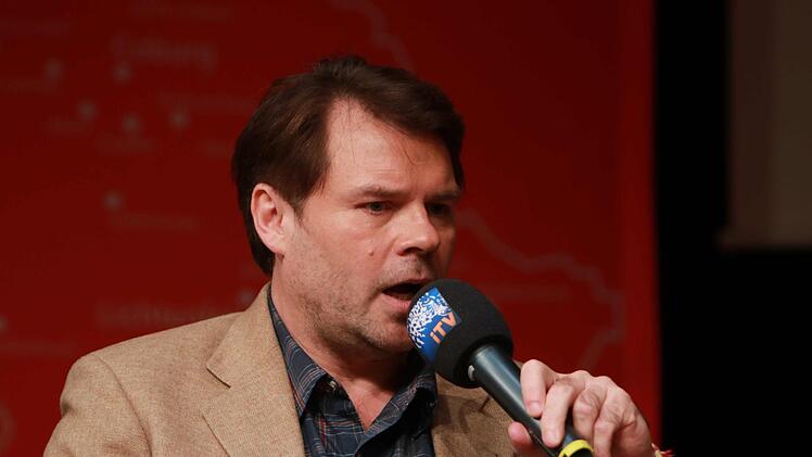 René Hähnlein, hier bei einer Diskussionsveranstaltung zur Bundestagswahl 2017, tritt erneut als OB-Kandidat an.Foto: Jochen Berger