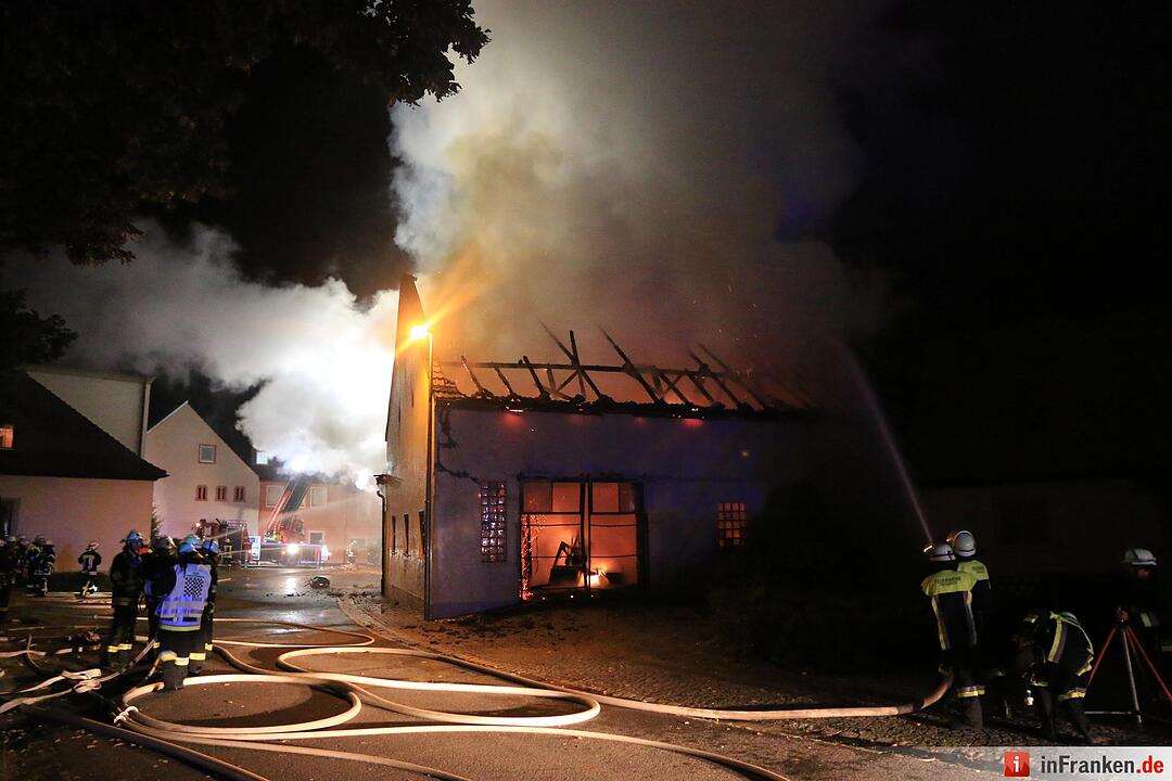 Scheune in Frensdorf brennt nieder
