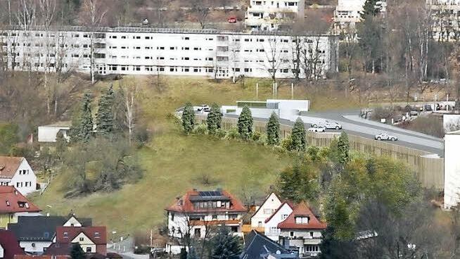 Das geplante Parkhaus am Klinikum soll entlang der Albert-Schweitzer-Straße gebaut werden.  Foto: Visualisierung AMP Parking.Anmeldungen