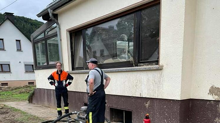 Feuerwehr Bamberg kehrt aus Hochwassergebiet Ahrweiler zurück