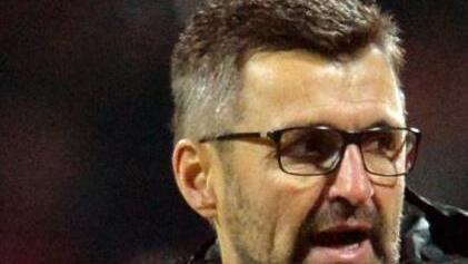 Den Nürnberger Trainer Michael Köllner plagen weiterhin Personalsorgen. Foto: Timm Schamberger/dpa