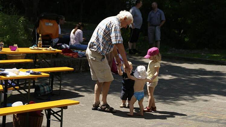 Die verschiedenen Gruppen der (Pfarr)-Gemeinde und die Generationen sollten sich treffen beim Familienpicknick des Kindergartens Oberschleichach. Foto: sw
