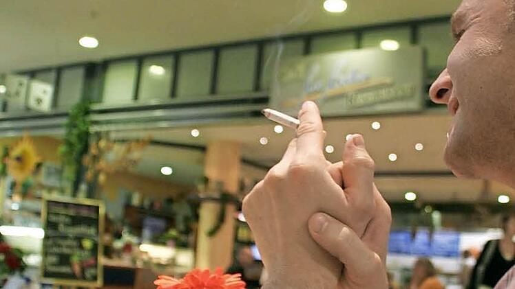 Im Fritz gilt jetzt überall Rauchverbot - auch auf den Freiflächen des Restaurant-Eiscafés "La Lista". Foto: Archiv