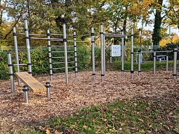 Ein "Outdoor-Gym" für sportive Betätigung im Fuchsstädter Erlebnisgarten stieß nicht auf ungeteilte Zustimmung des Gemeinderats. Für die Beschaffung des fünfstellig dotierten Equipments sollen jetzt Sponsoren gesucht werden.       Foto: Gemeinde Euerdorf
