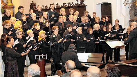 S&auml;ngerschar klopft in Bethlehem an