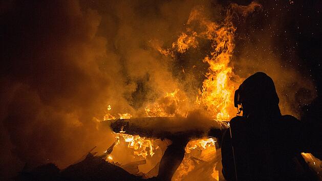 Autobrand bei A70