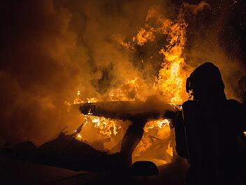 Autobrand bei A70