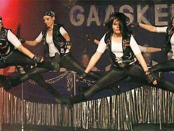 Europäische Spitzenklasse auf der "Gaaskeeser"-Bühne: Das New Age Dance Team rief Begeisterungsstürme hervor. Fotos: Bertram Wagner